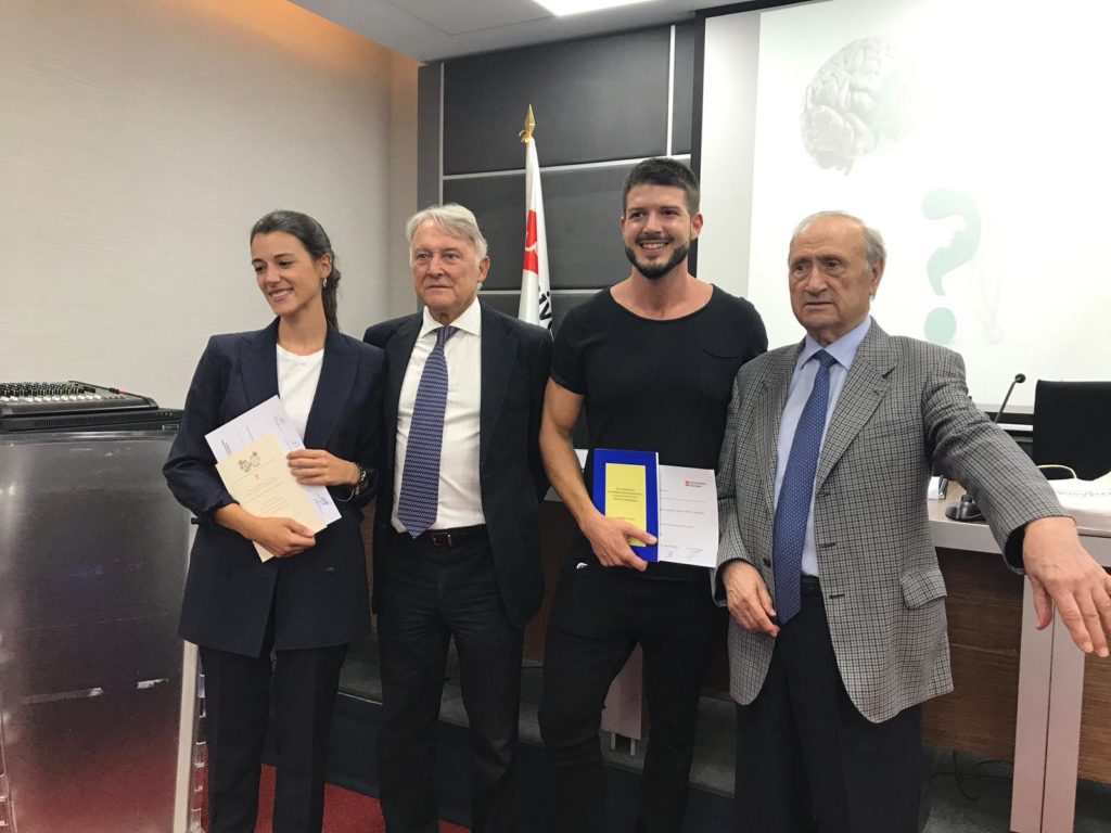 Entrega-premio-VI-investigacion-Fundacion-Dr.Pedro Guillen